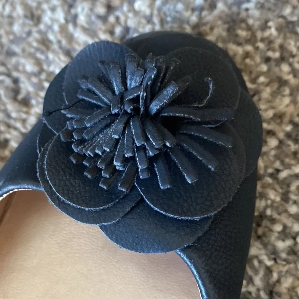 Girls black dress shoes size 2
